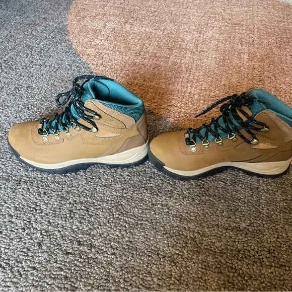 Columbia Size 6.5 Newton Ridge Plus Women’s Waterproof Hiking Boots - Picture 3 of 6